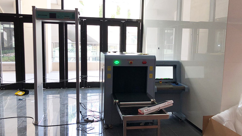 福建泉州图书馆投入使用银河优越会安检机安检门安检设备