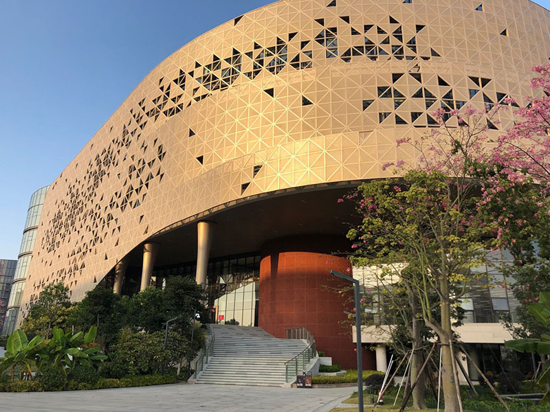 福建泉州图书馆投入使用银河优越会安检机安检门安检设备